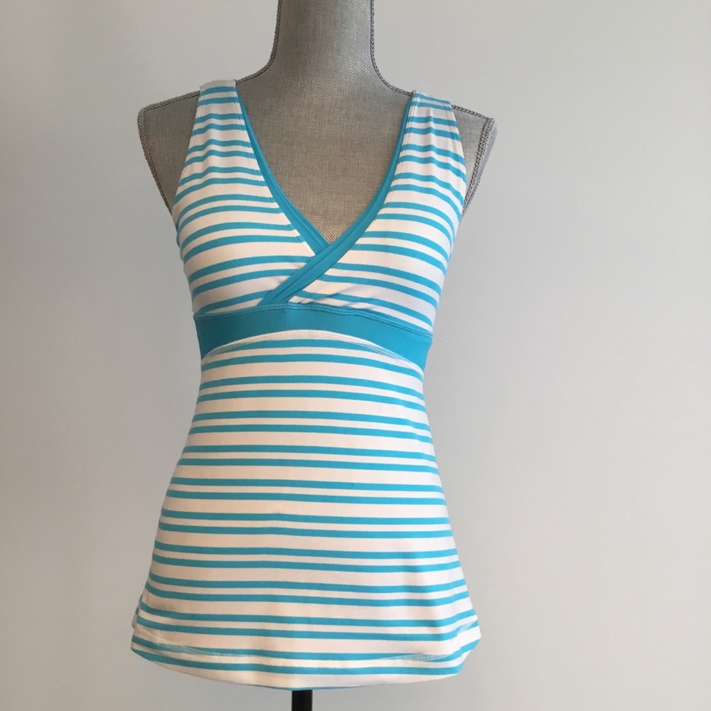 Lululemon Blue Striped V Neck Tank Top Size 2 or 4